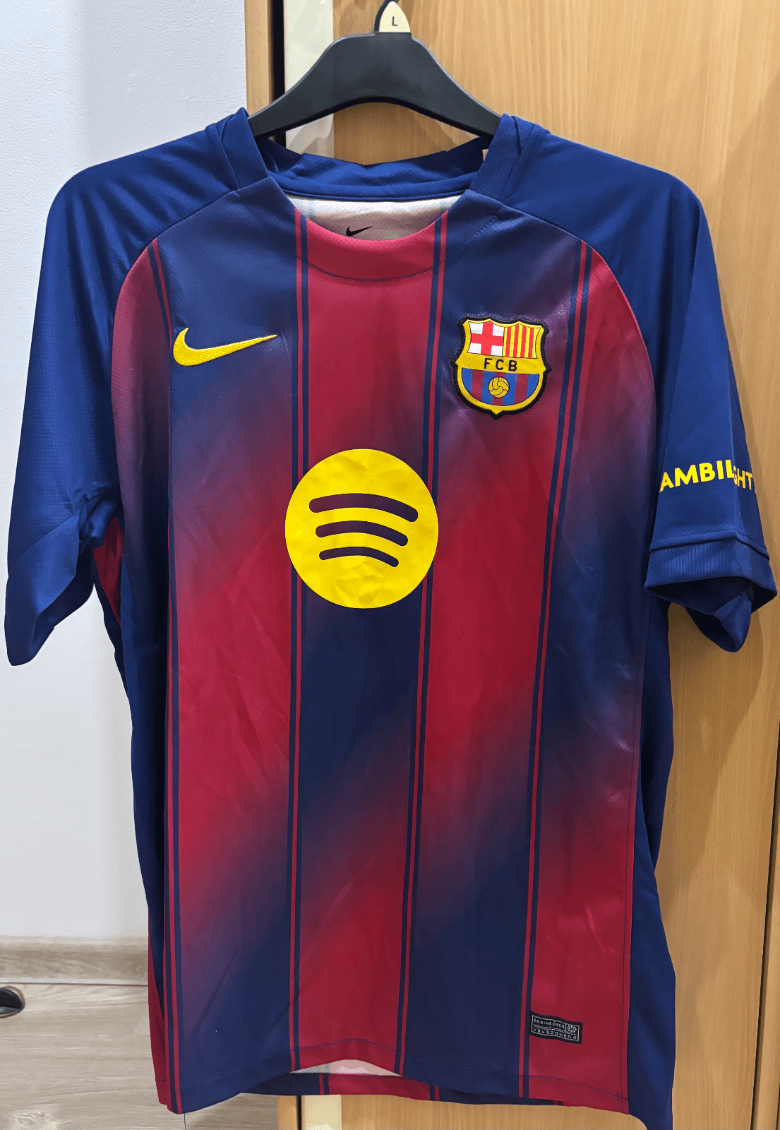 Futbalový dres, Ivachnová, Oblečenie