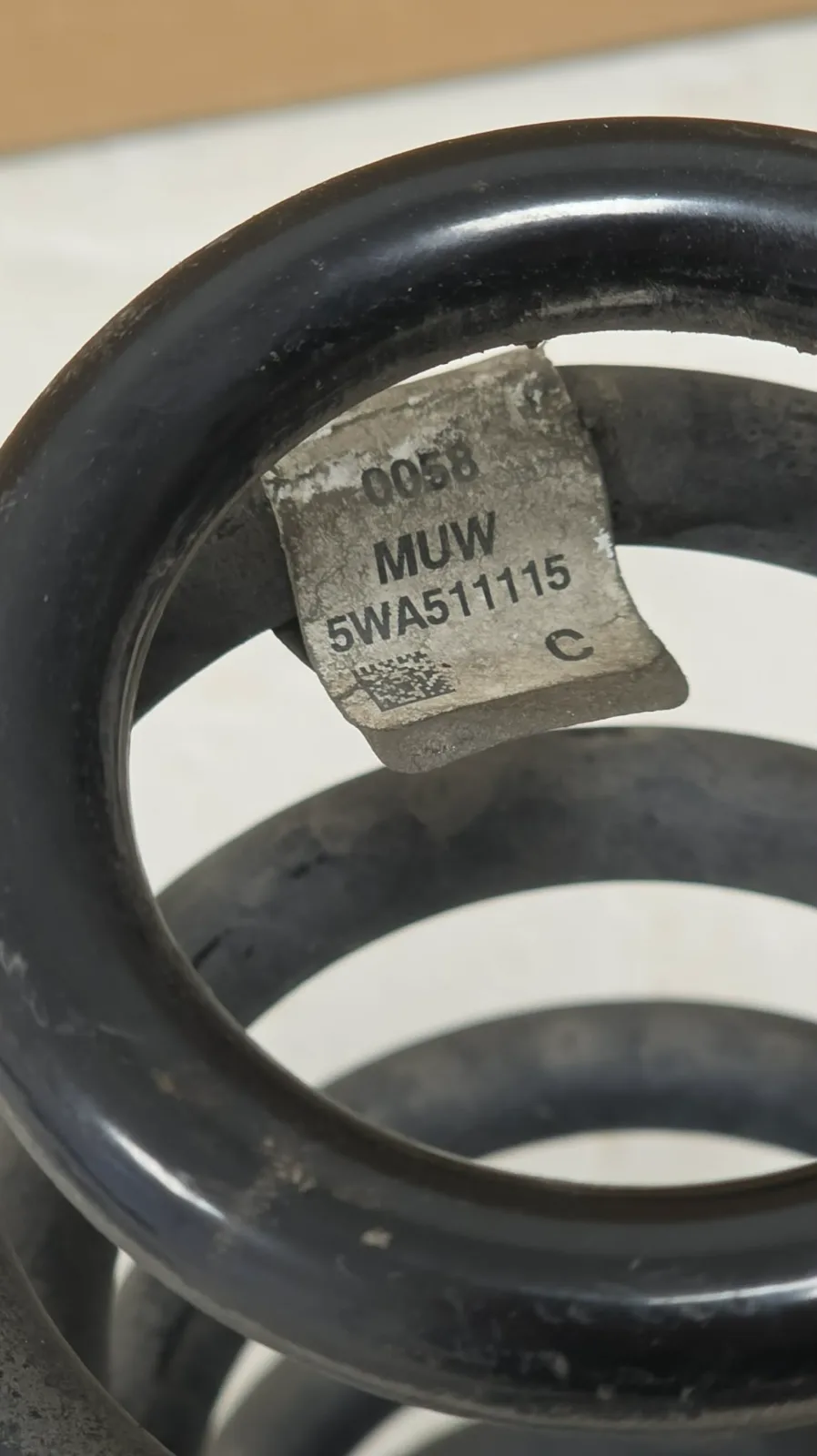 Golf R, Komárno, Auto diely